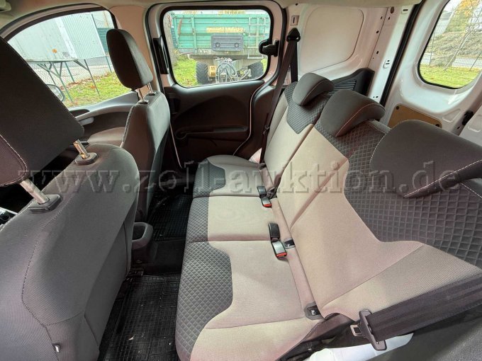 innenraum hintere sitzreihe