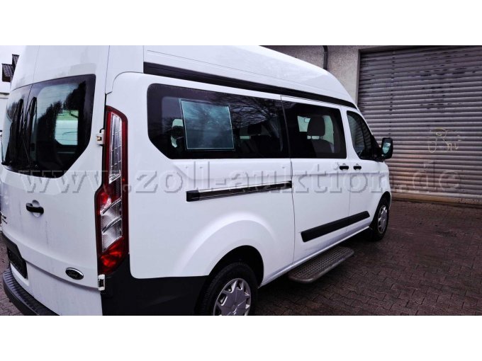 rechte Fahrzeugseite