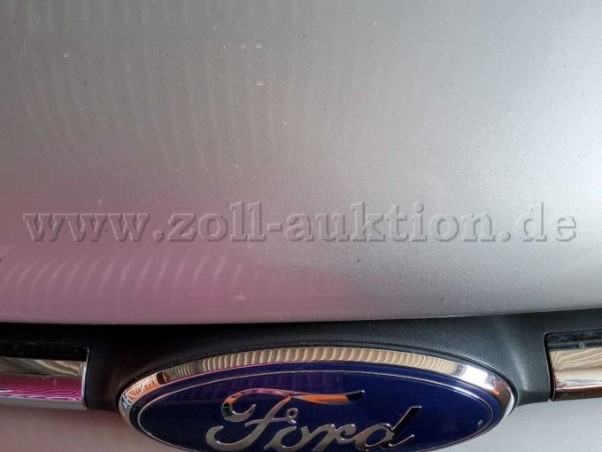Motorhaube eingedellt