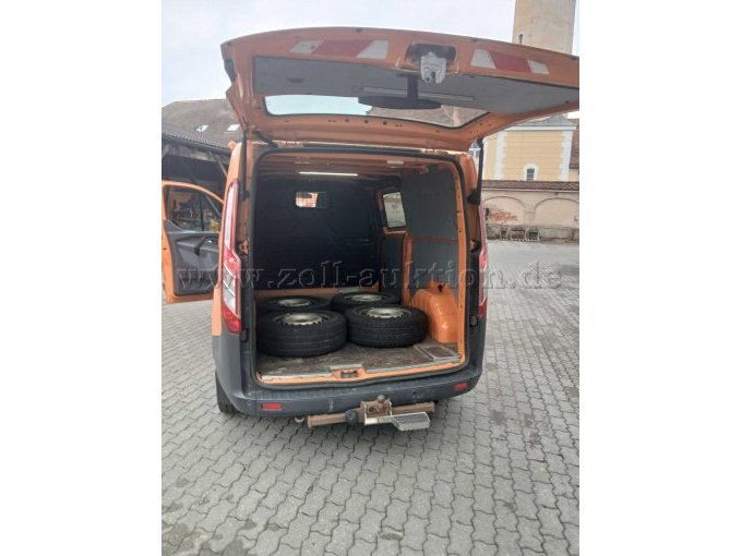 1 Ford Transit Custom (defekt mit Motorschaden) – foto 7 – kavel bij Zoll-Auktion, Bamberg