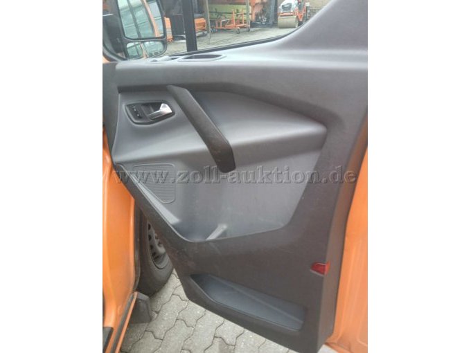 1 Ford Transit Custom (defekt mit Motorschaden) – foto 12 – kavel bij Zoll-Auktion, Bamberg