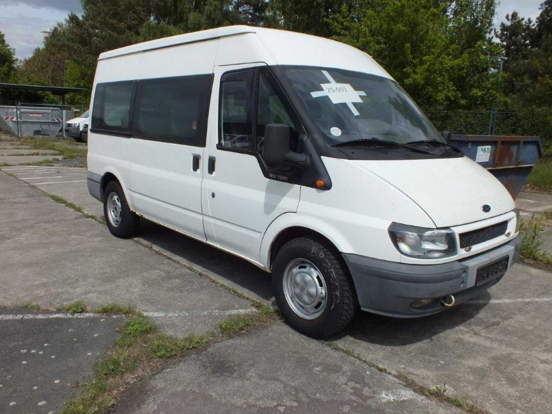 Ansicht Front schräg Beifahrerseite