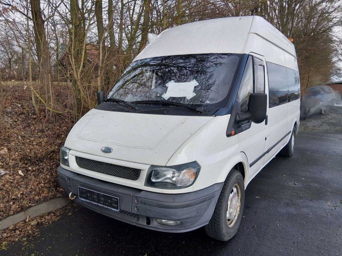 Ansicht von vorne schräg Fahrerseite