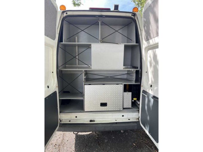 1 tweedehands Ford Transit FDCY met een tweedehands Geko-stroomgenerator type 3001 – foto 6 – kavel bij Zoll-Auktion, Uelzen