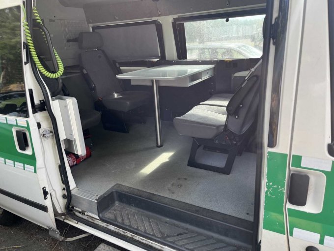 1 tweedehands Ford Transit FDCY met een tweedehands Geko-stroomgenerator type 3001 – foto 5 – kavel bij Zoll-Auktion, Uelzen