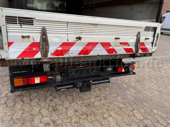 Heckklappe, Sicherungsstreifen beschädigt