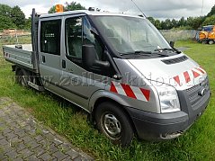 Front-/Seitenansicht Beifahrerseite Roststelle am Radkasten