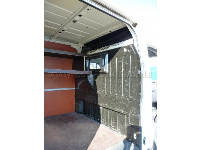 Regaleinbau Ansicht Seitentür Abtrennung Führerhaus