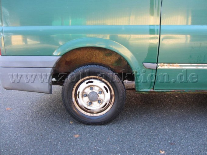 Radlauf hinten rechts/ Längsträger durchrostung