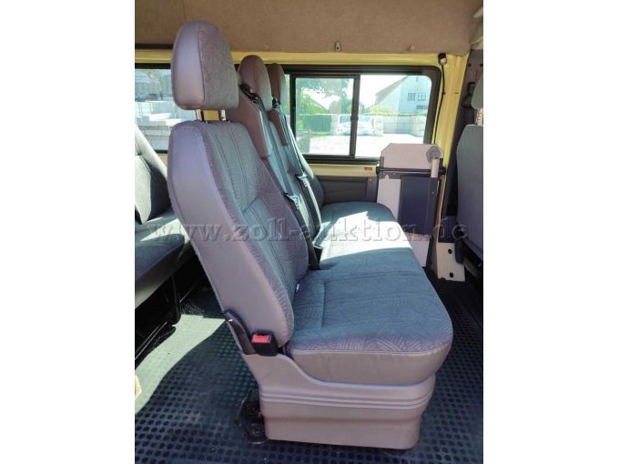 1 Ford Transit Kombi met hoog dak – foto 6 – kavel bij Zoll-Auktion, Amberg