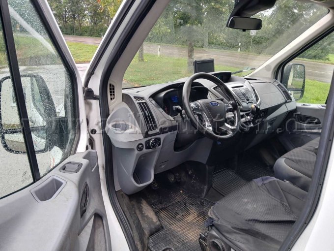 1 Ford Transit (OAL-KU 104) – foto 10 – kavel bij Zoll-Auktion, Obergünzburg