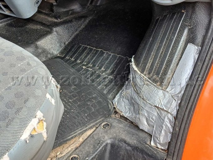 1 Ford Transit Pritsche fahrtüchtig – foto 13 – kavel bij Zoll-Auktion, Grasbrunn
