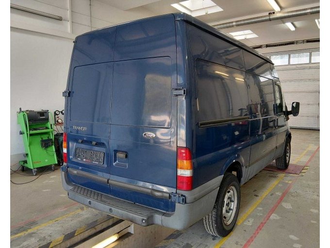 1 tweedehands Ford Transit Tourneo FABY – foto 4 – kavel bij Zoll-Auktion, Deggendorf
