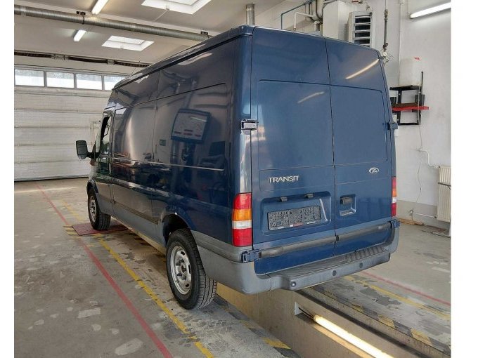 1 tweedehands Ford Transit Tourneo FABY – foto 3 – kavel bij Zoll-Auktion, Deggendorf