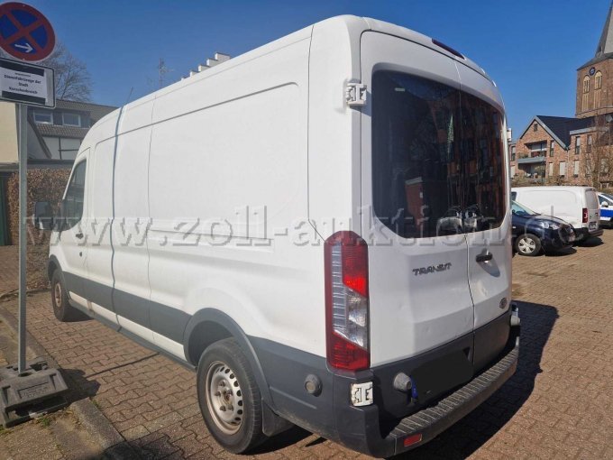 Ford Transit - Ansicht hinten links