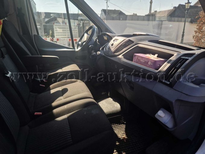 Ford Transit - Ansicht Innenraum - Beifahrerseite