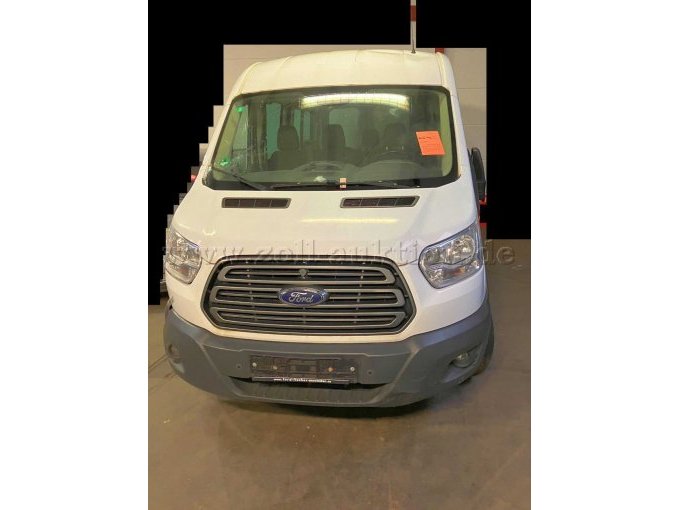 Ansicht vorne und Schaden Dach links