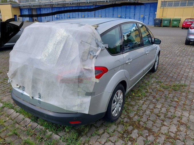 Ansicht von schräg hinten Beifahrerseite