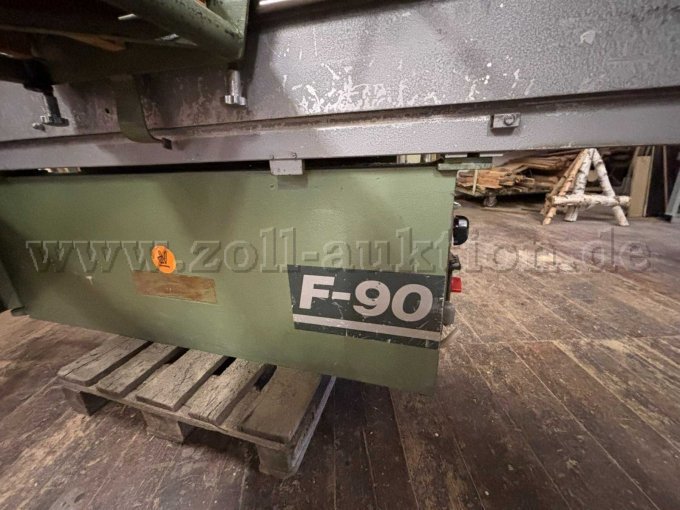 Typ F-90