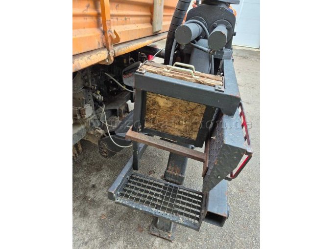 Trittbrett und Unterlegholz