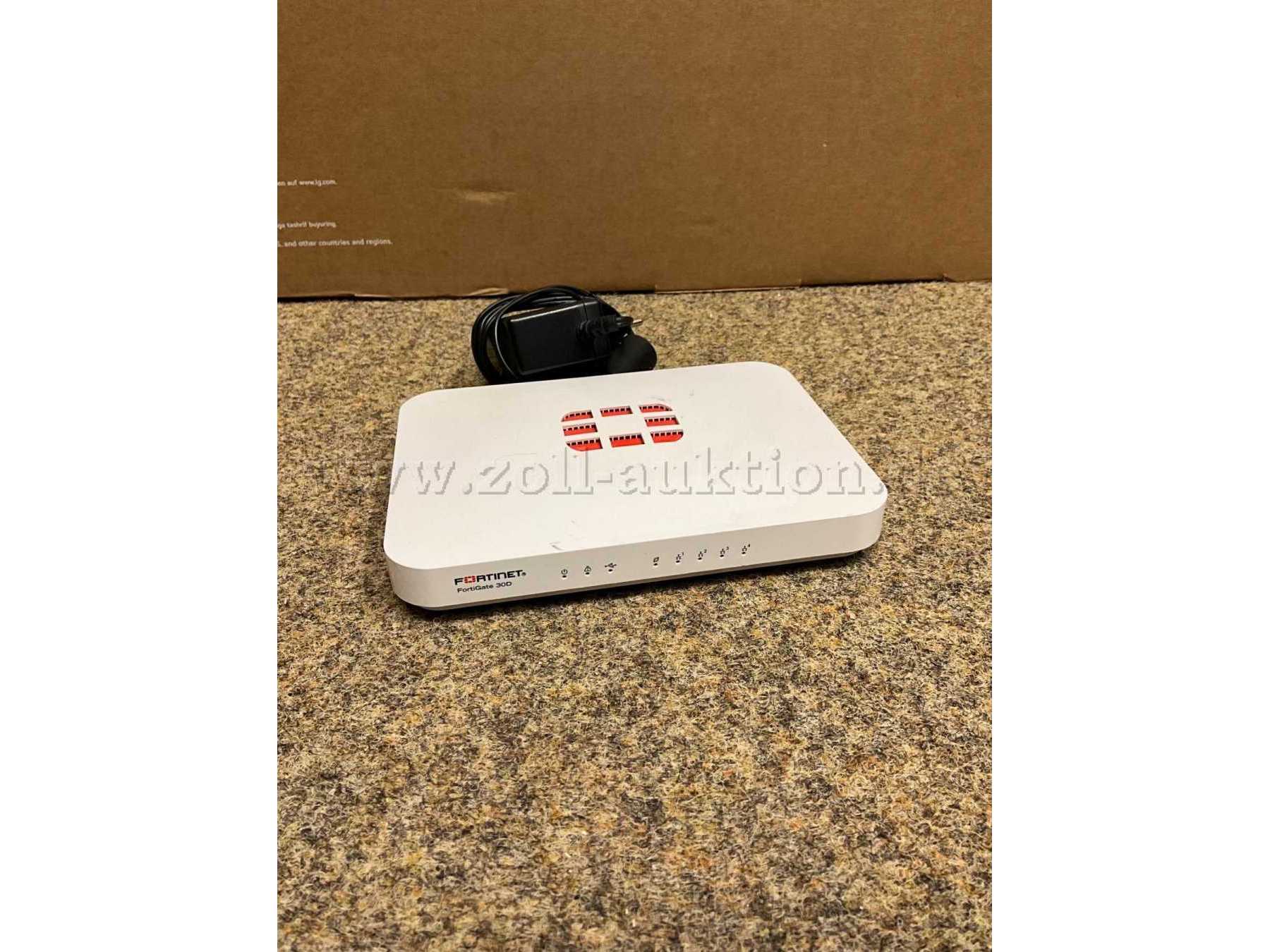 1 Fortinet FortiGate FG-30D Firewall u. 1 Netzteil