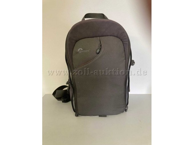 1 Fotoausrüstung Digitalcamera Canon EOS 70D, Objektiv Tamron, Blitzlicht, Stativ – foto 8 – kavel bij Zoll-Auktion, Dresden