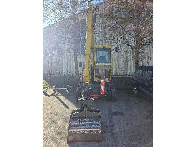 Friedhofbagger Lanz FB3000E,Vorderansicht