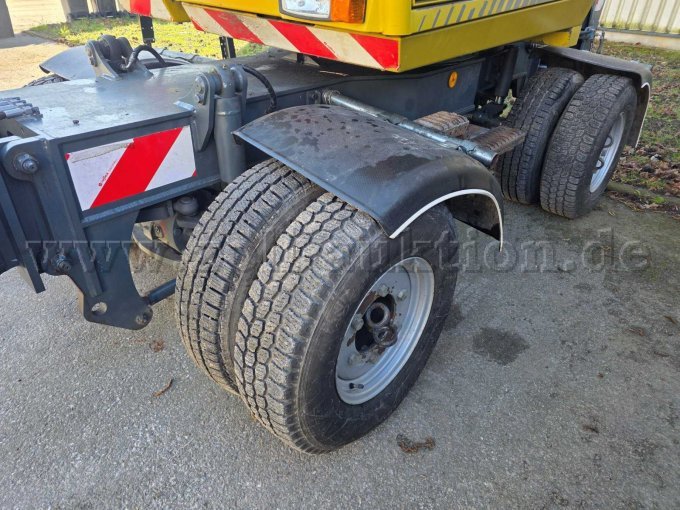 Friedhofbagger Lanz FB3000E,Unterwagen mit den abschraubbaren Rädern Ansicht