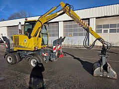 Friedhofbagger Lanz FB3000E,rechte vordere Seitenansicht