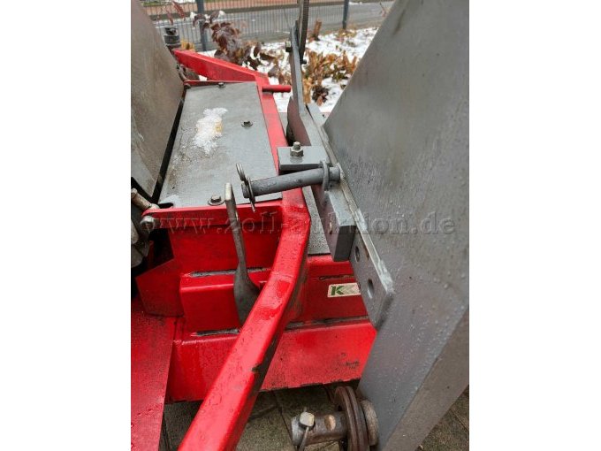 Verriegelung für Transportstellung.
Haltebolzen verbogen.