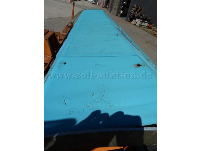 leichte Beschädigungen im Schneestaubschutz