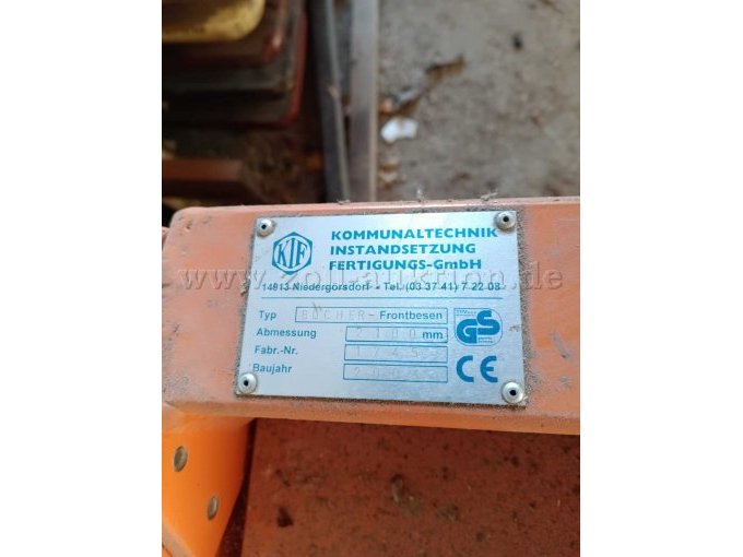 Frontbesen 
Typenschild