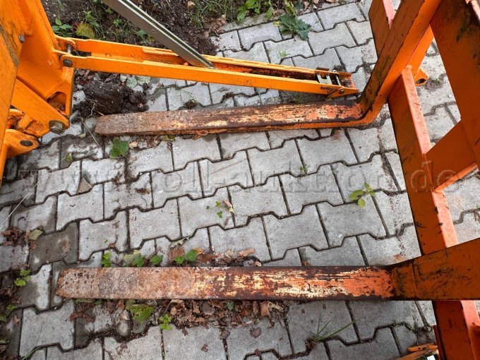 1 voorlader met universele schep en palletvork – foto 3 – kavel bij Zoll-Auktion, Heroldsbach