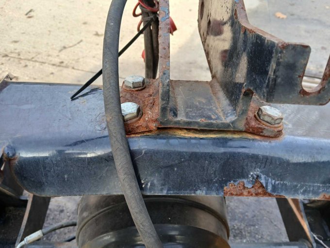 Oberlenkerhalterung
 (geschweisst und verbogen)