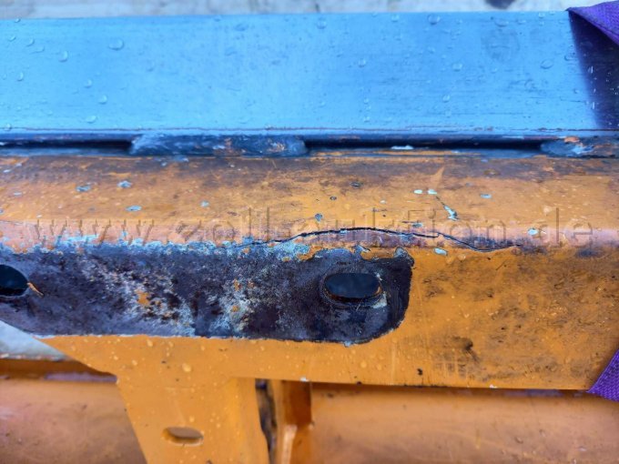 Rissbildung an Unterseite an Stelle 2