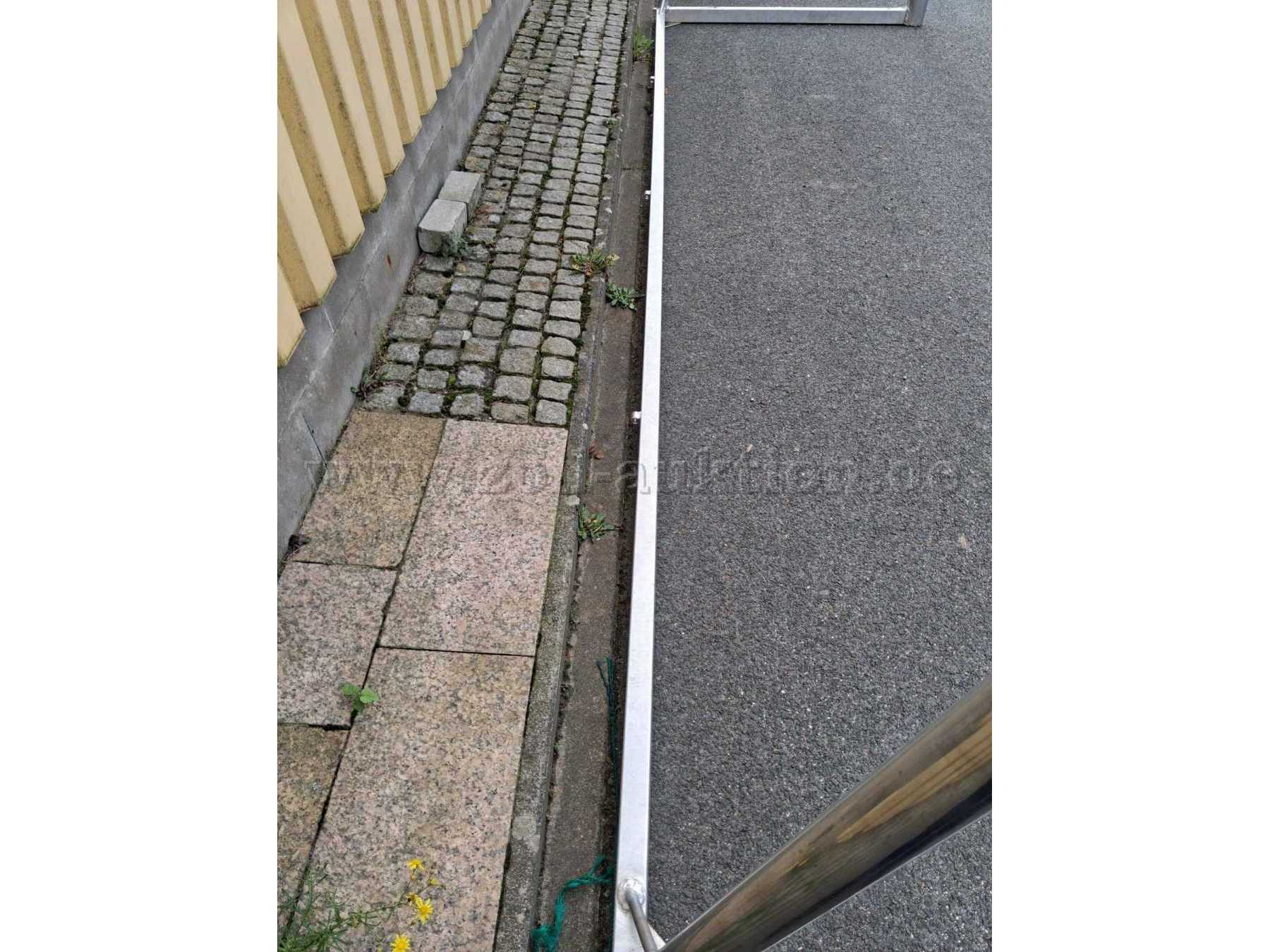Tor hinten unten