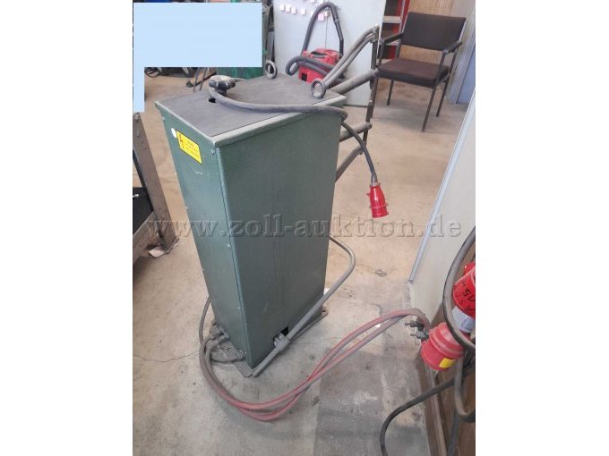 rechte Seite mit Rückansicht