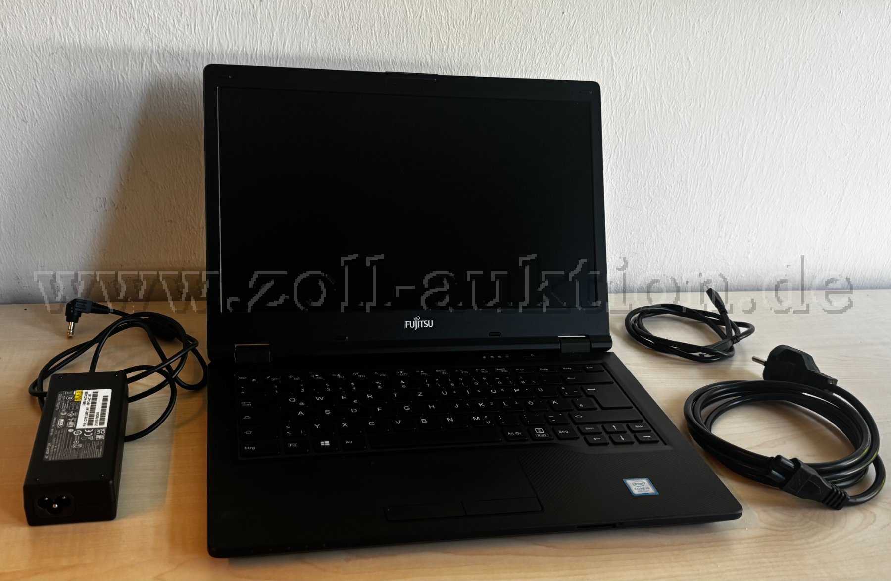 1 Fujitsu Lifebook E549 (14 cali) ze stacją dokującą