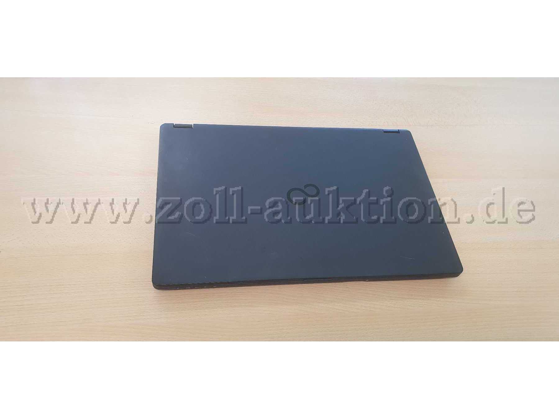 Fujitsu Lifebook U757, vorne