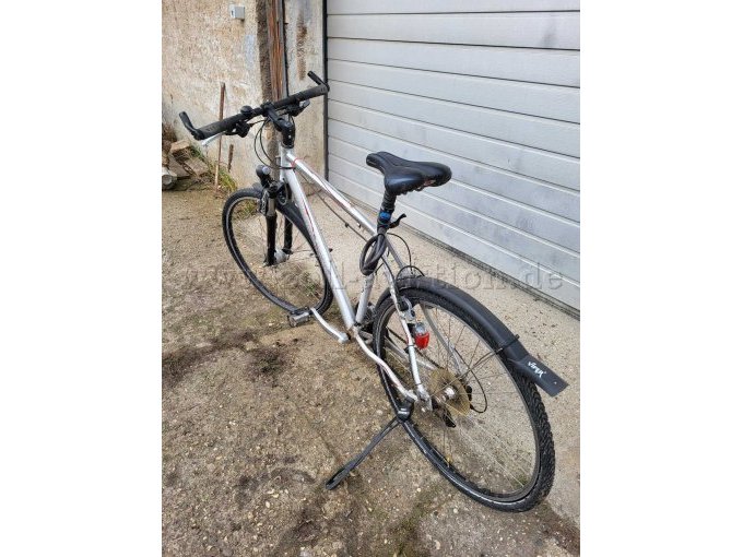 Herrenfahrrad Raleigh Cardiff hinten li.