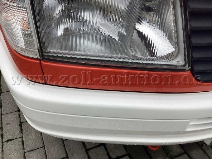Lackschaden unterhalb Scheinwerfer