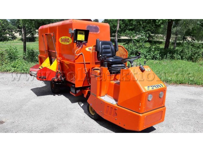 Selbstfahrer Mischwagen
