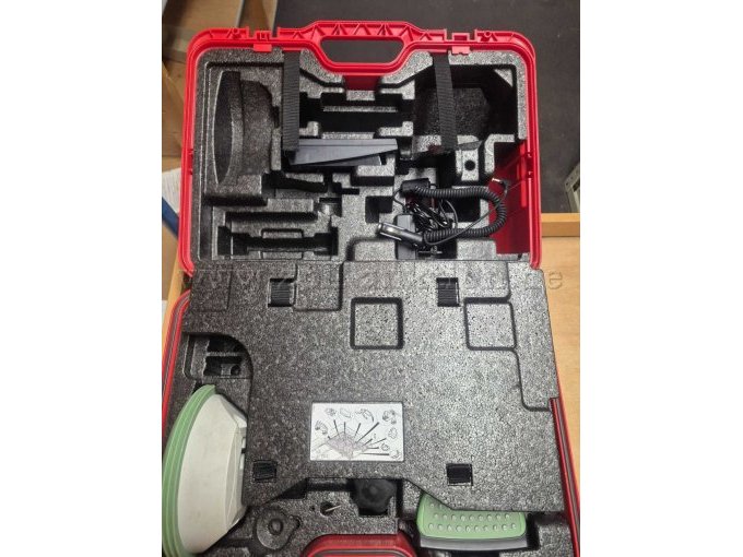 1 GNSS-Empfänger GS12 GNSS Smart Antenne und GNSS-Controller CS15 3.5G DEFEKT – foto 3 – kavel bij Zoll-Auktion, Kiel