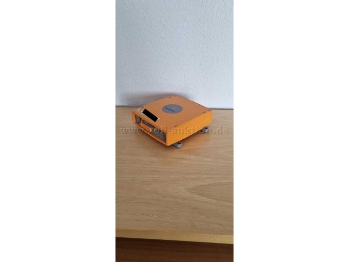 Schraegansicht GNSS Empfaenger