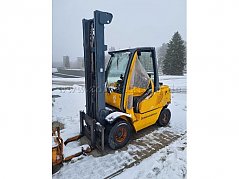 Gabelstapler vorne links