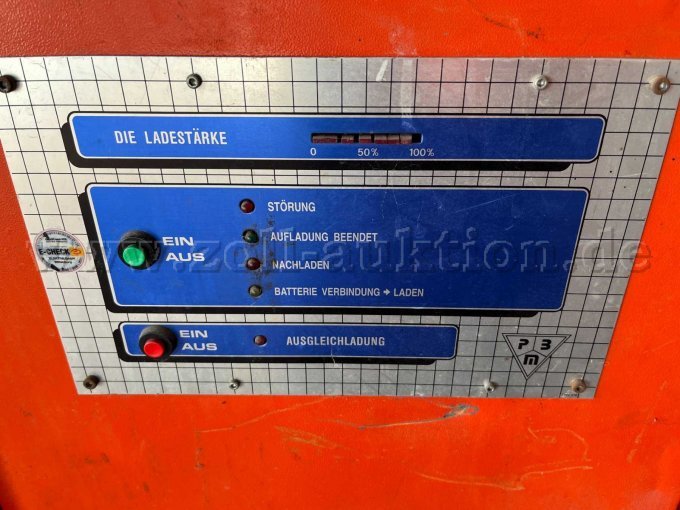 Bedienfeld Ladegerät