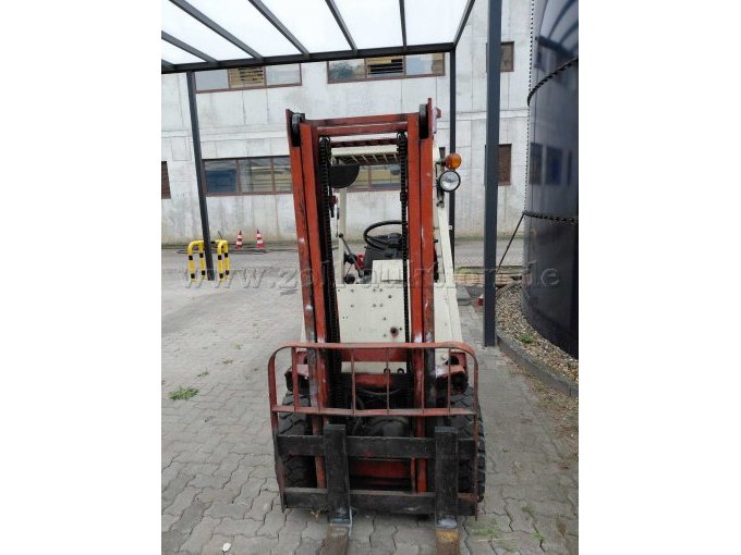 1 Gabelstapler Nissan Typ NF01 – foto 7 – kavel bij Zoll-Auktion, Speyer