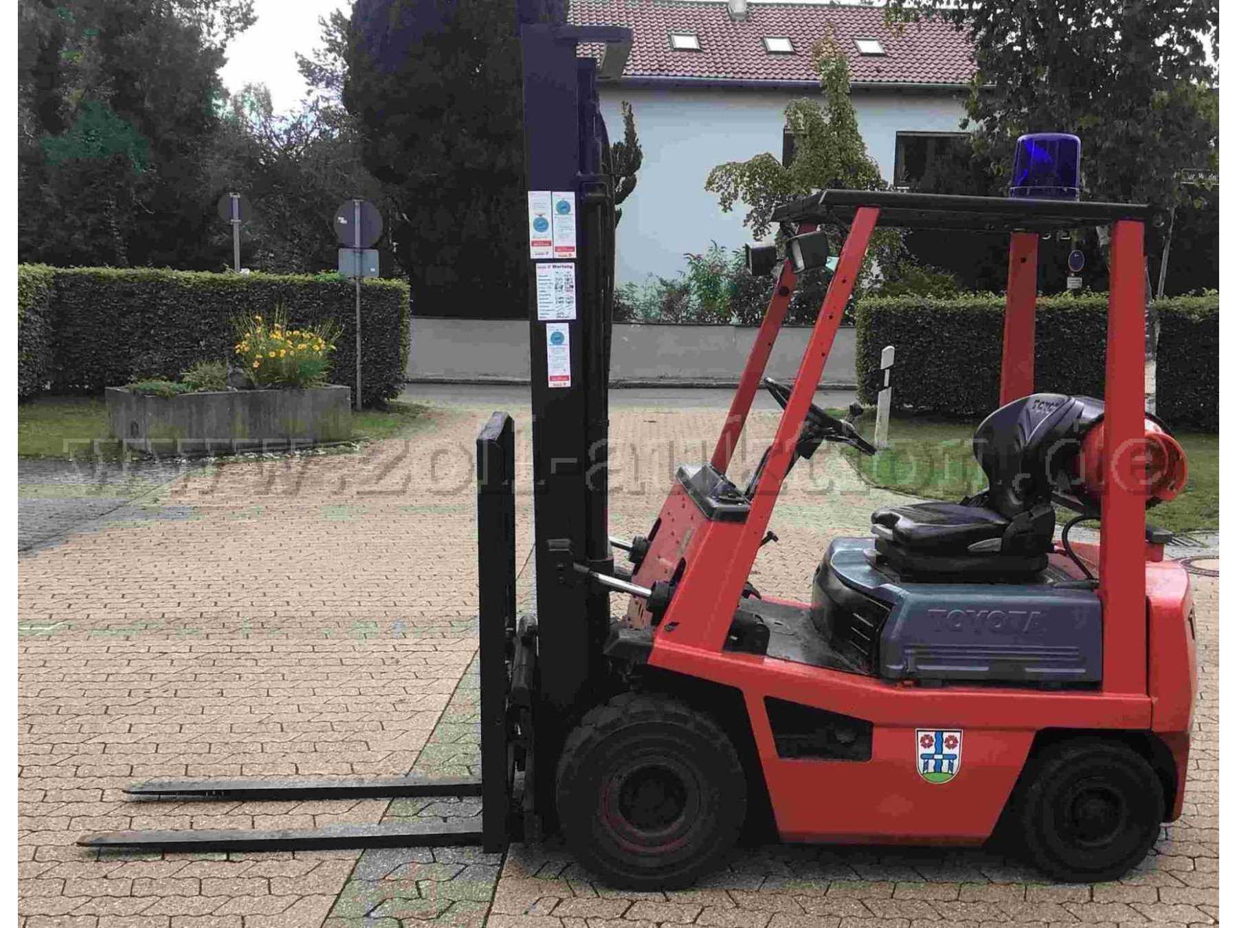 Seite rechts ausgefahren