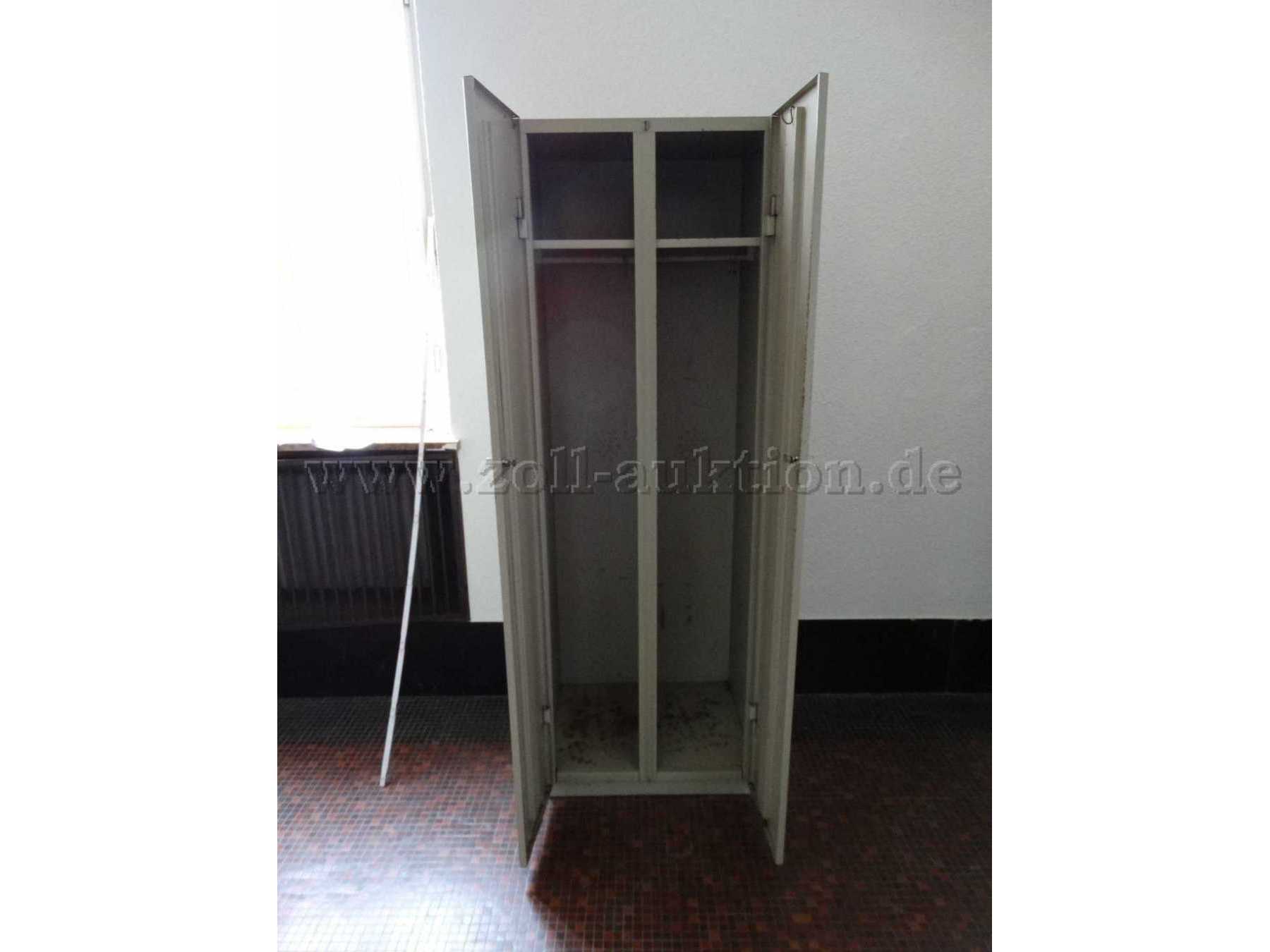 Türen offen Innenansicht