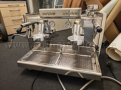 Vorderansicht mit 1 Siebträger